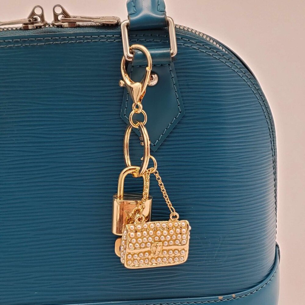 Authentic Louis Vuitton Padlock & Key Gold ✨Unbranded Bag Charm Keychain - Picture 8 of 8
